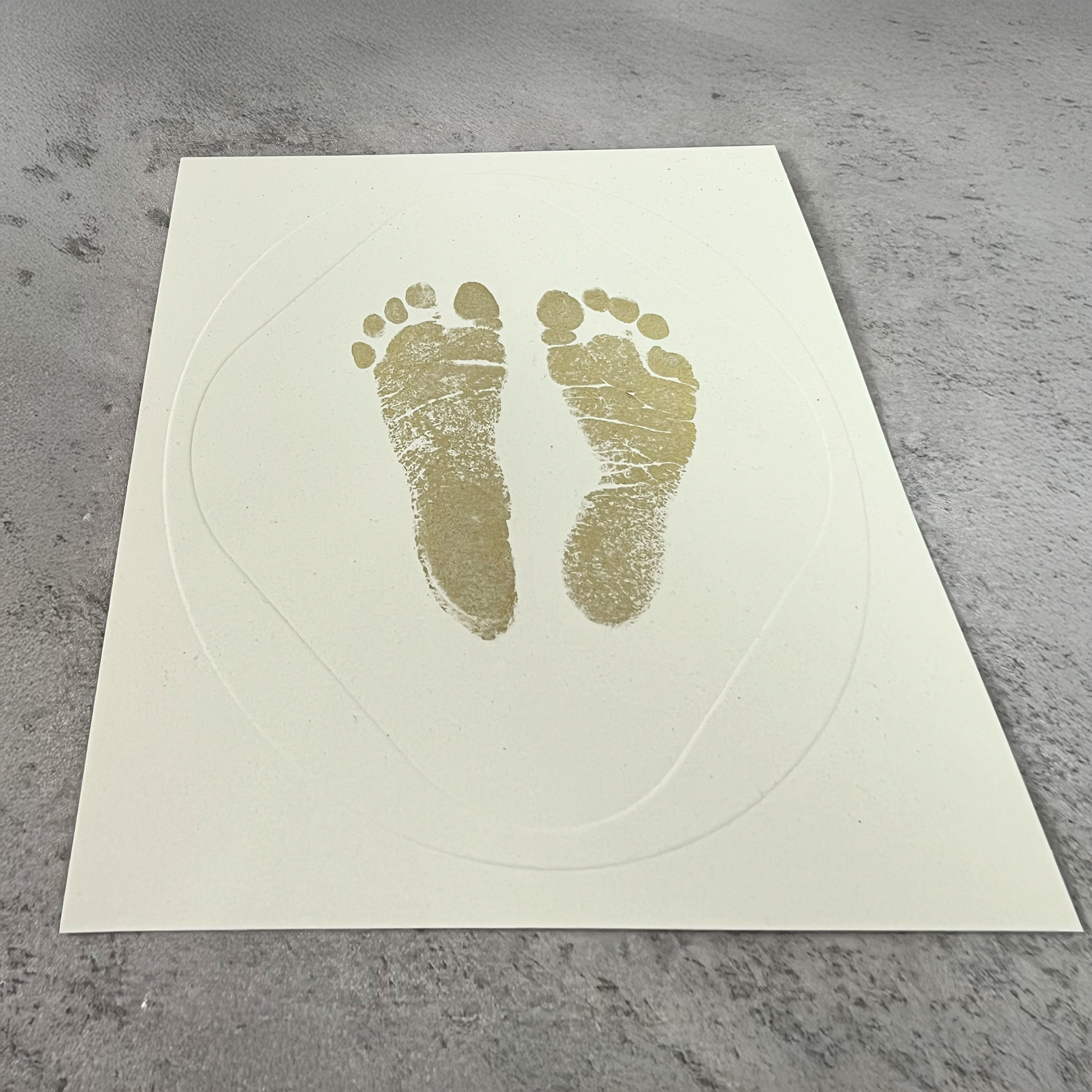 斜めから撮った足形